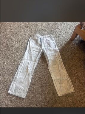 Forever 21 Light Wash White Gray Straight Leg Jeans